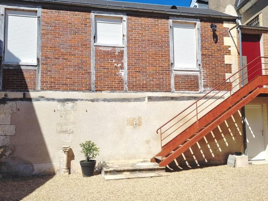 Appartement T2 Independant Au Coeur De La Ville Bourges Exteriör bild