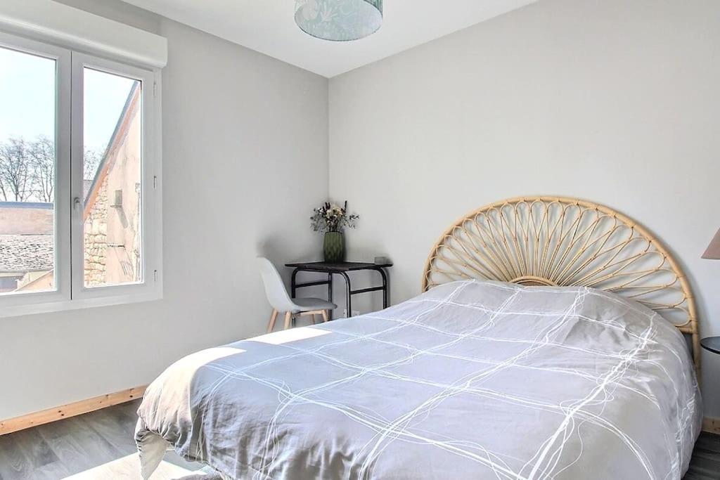 Appartement T2 Independant Au Coeur De La Ville Bourges Exteriör bild